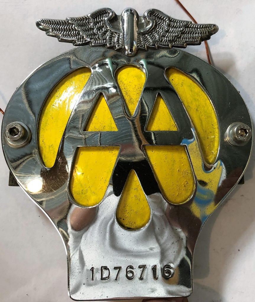 Badge AA 1964-1965