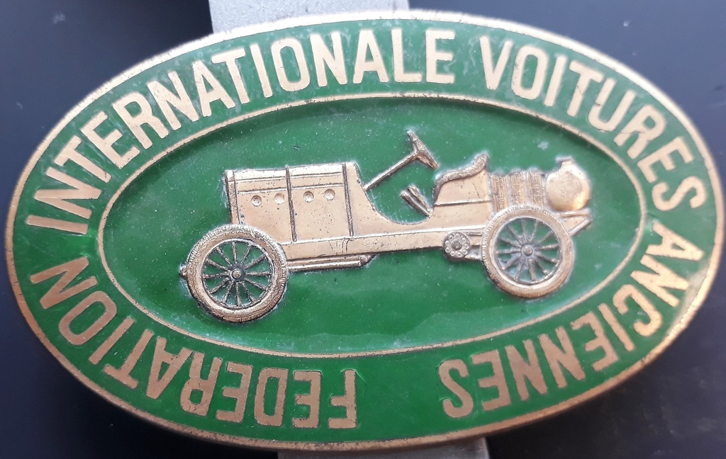 Badge Federation Internationale Voitures Anciennes Federation