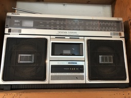[5-00018] Draagbare Radio-Cassetterecorder Philips Spatial stereo