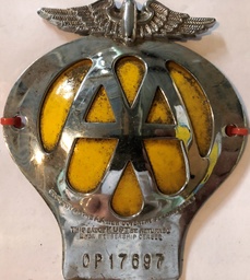 [4-00094] Badge AA 1945-1957