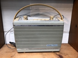 [5-00012] Blaupunkt Derby  radio portable